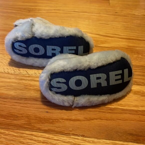NWOT Infant Sorel Toddler Sorel Bear Paw Slipper size 7 - Picture 3 of 9